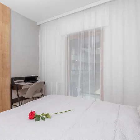 Apartment Elegant In With Sauna, Gym And Parking By Renters Gdansk