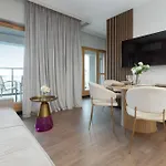 Prestige Elegant In With Sauna, Gym And Parking By Renters 公寓 *