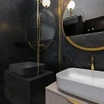Prestige Elegant In With Sauna, Gym And Parking By Renters * 格但斯克