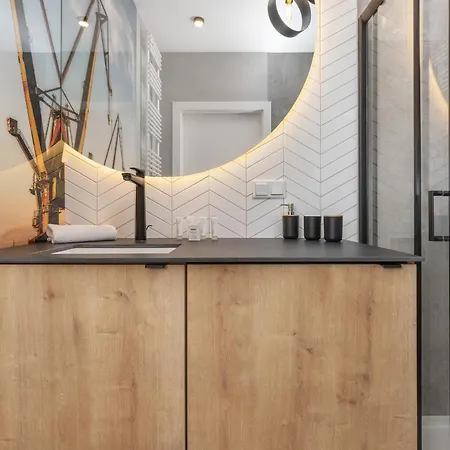 Apartament Elegant In With Sauna, Gym And Parking By Renters *