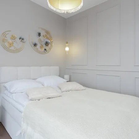 Prestige Elegant In With Sauna, Gym And Parking By Renters