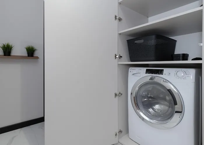 Prestige Elegant In With Sauna, Gym And Parking By Renters Gdańsk