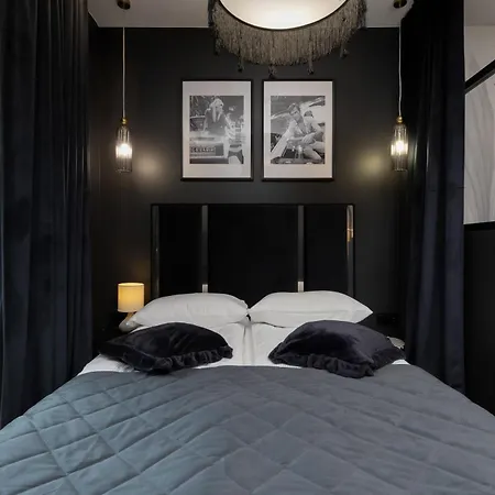 Apartment Prestige Elegant In With Sauna, Gym And Parking By Renters *