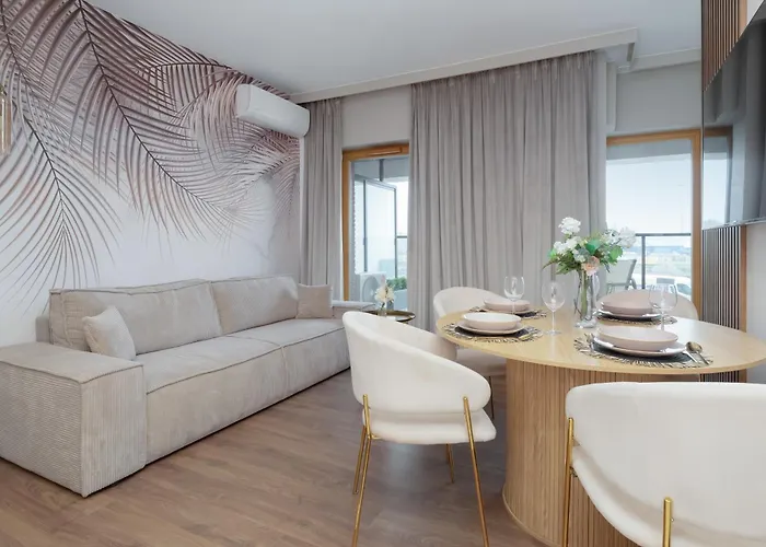 Prestige Elegant In With Sauna, Gym And Parking By Renters Apartment
