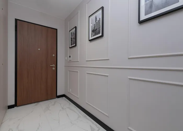 Prestige Elegant In With Sauna, Gym And Parking By Renters Apartment Danzig